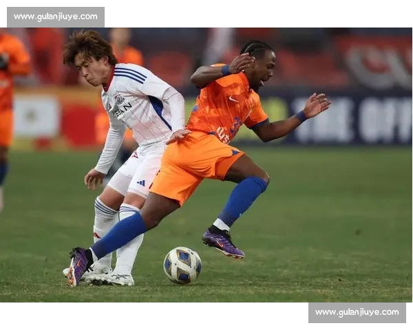 亚冠焦点战横滨水手对决水源三星谁能掌控节奏攻防博弈悬念升温